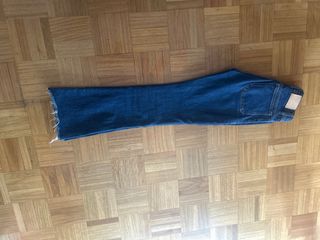 Pantalón vaquero flare azul