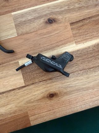 Frenos SRAM CODE R Bicicleta