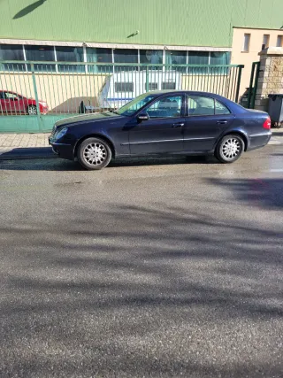 Mercedes-Benz Clase E 2002