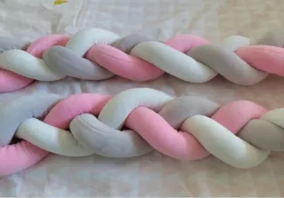Cojín protector trenzado para cuna infantil