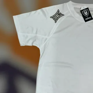 Camiseta UFC