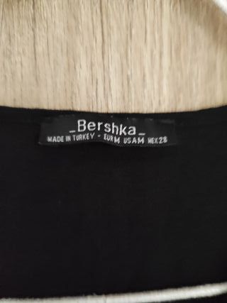 Blusa negra· Bershka · M · Mujer (perfecto estado)