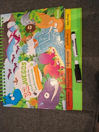 Libro infantil 32 Juegos en el mundo de los dinosa