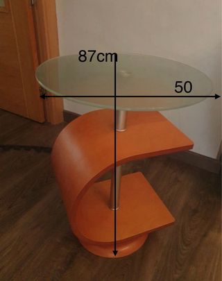 Mesita redonda cristal y 2 sillas blancas