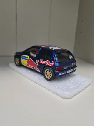 Scalextric / Ninco Red Bull