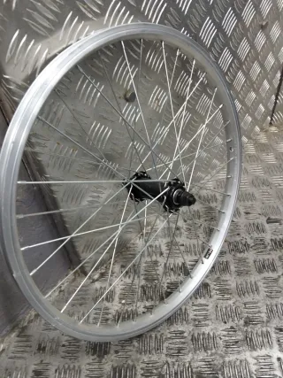 Rueda de bicicleta infantil