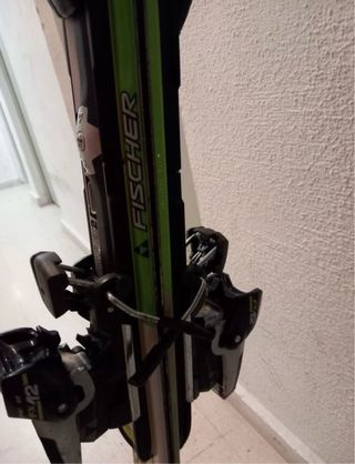 Esquís Fischer Race SC con fijaciones