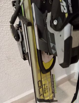 Esquís Fischer Race SC con fijaciones