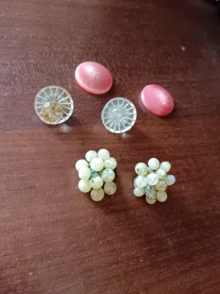 Tres juegos pendientes antiguos pinza