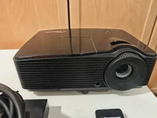 Proyector Optoma + Adaptador 3D
