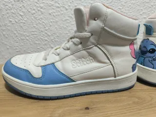 Zapatillas niña Stitch Talla 33