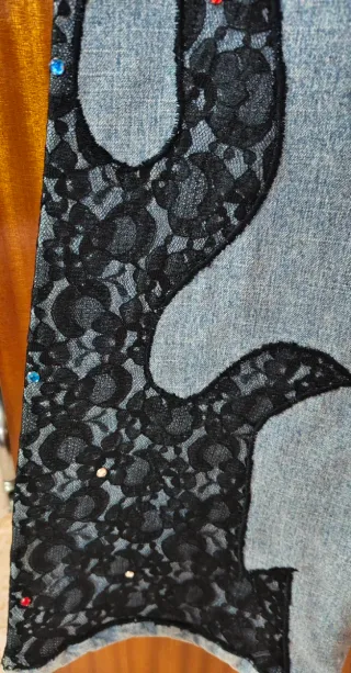 Pantalón Indian con blonda llamas U. S. A.