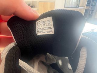 Asics Gel Gris y Blanco