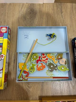 Puzles y juego imantado animales marinos Djeco