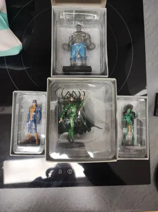 Figuras Marvel Plomo