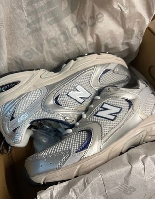 New Balance 530 Talla 40 Plata y Azul