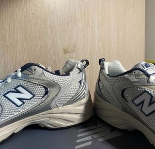 New Balance 530 Talla 40 Plata y Azul