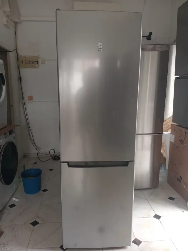 Frigorífico Balay plateado