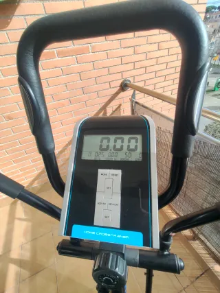 Bicicleta Elíptica BH Fitness S1