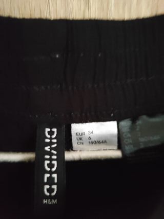 Pantalón jogger fluido · H&M · XS/34 (buen estado)