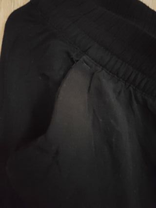 Pantalón jogger fluido · H&M · XS/34 (buen estado)