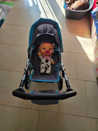 Muñeco Bebé Llorón y Cochecito Juguete
