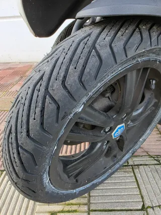 Piaggio MP3 300 hpe 34000 kmtrs