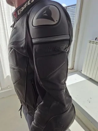 Chaqueta Moto Dainese Negra Carretera piel