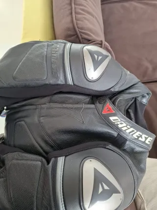 Chaqueta Moto Dainese Negra Carretera piel