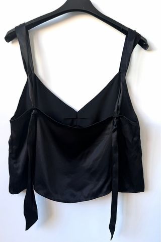 Top negro satinado & Other Stories