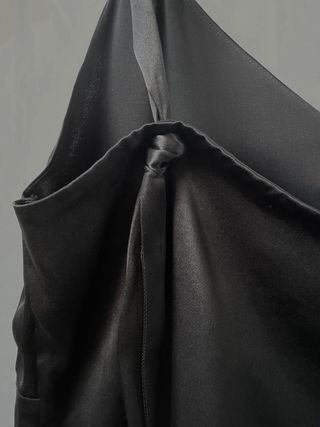 Top negro satinado & Other Stories