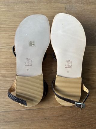 Sandalias Piel Pitón Marrón.