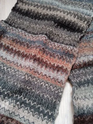 Bufanda de lana tejida multicolor