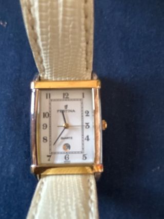 Reloj Festina Rectangular Correa Beige