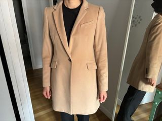 Abrigo corto lana beige