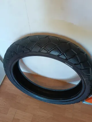 Neumático Continental TKC70