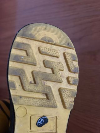 Botas de agua infantiles abeja. Talla 26