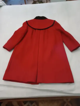 Abrigo niña rojo burdeos