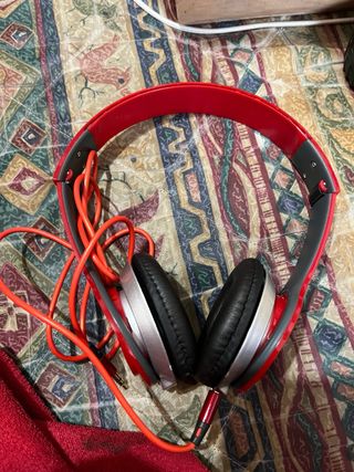 Beats Solo HD by Dr. Dre Rojos