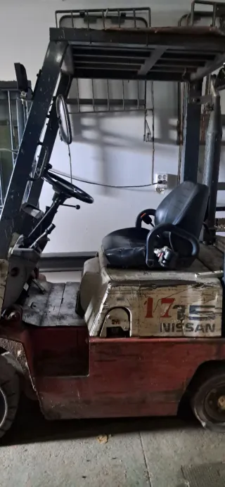 Carretilla elevadora Nissan 1500kg