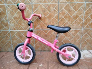 Bici de equilibrio infantil rosa
