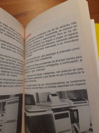 Lote de libros de informática obsoletos