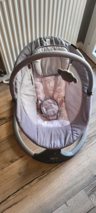 Hamaca Mecedora Eléctrica Kinderkraft LUMI Gris