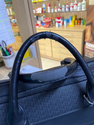 MALETIN TOMMY HILFIGER NEGRO