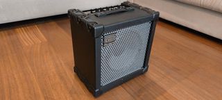 Amplificador Roland Cube 40XL