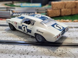 Coche de slot Hornby Chevrolet Camaro 1970