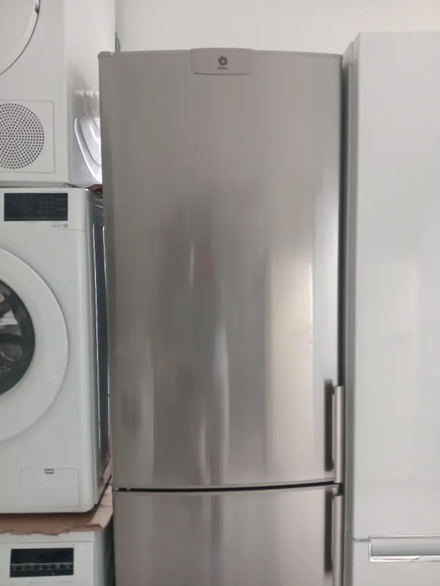 Frigorífico Balay plateado