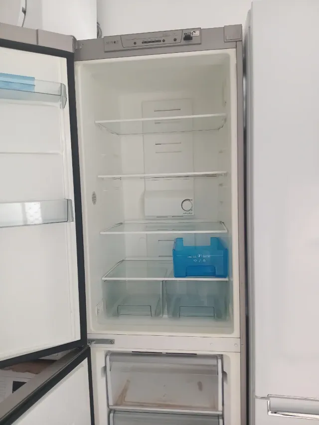 Frigorífico Balay plateado