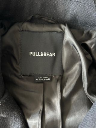 Abrigo de paño negro