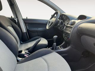 Peugeot 206 2004